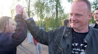 Albo kierowanie klubem albo zwolnienie dyscyplinarne