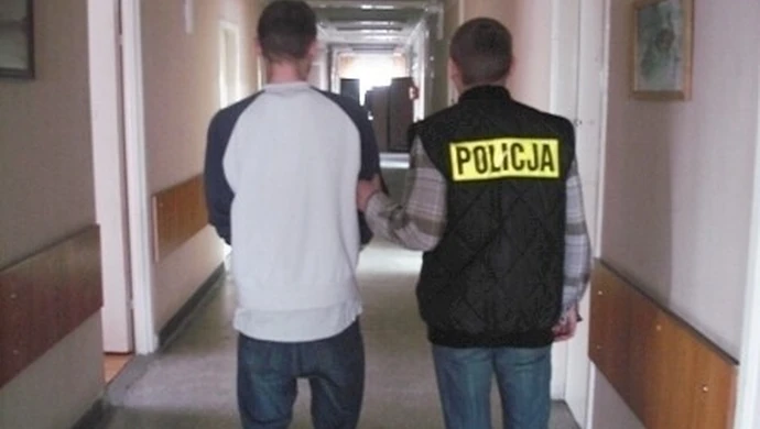 Sulejowska: Z nożem na ekspedientkę