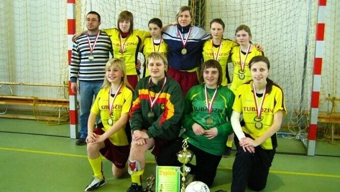 Finały LZS w piłce kobiet - zwycięzcą Ostrovia Ostrówek