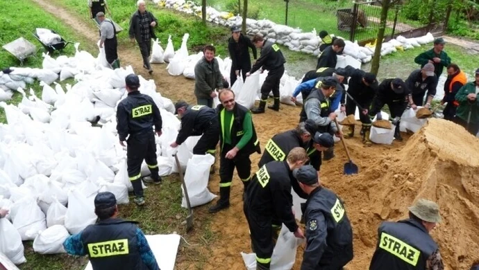 Sulejów: Sytuacja jest trudna, ale opanowana