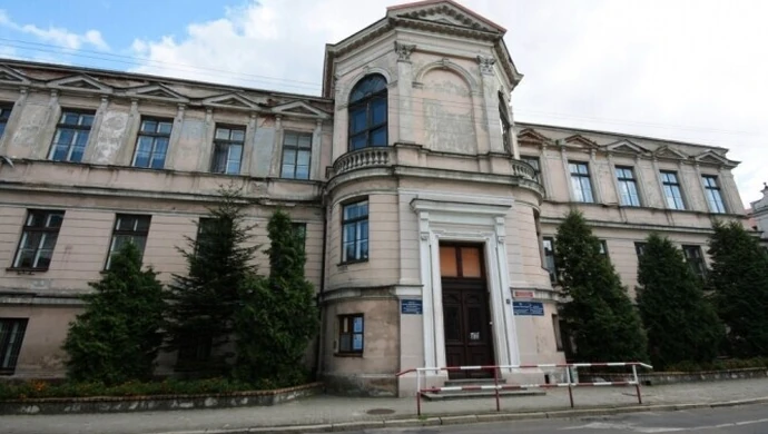 Miasto chce oddać budynek przy Stronczyńskiego