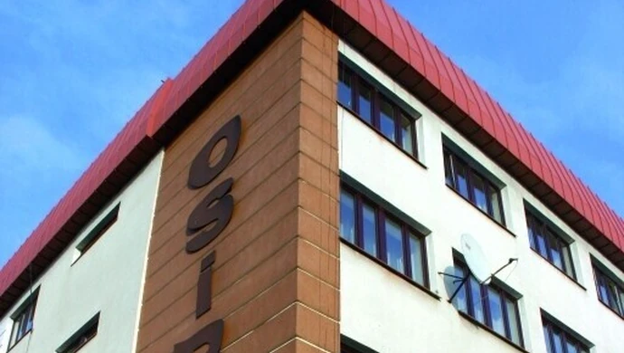 Czy dach "Relaxu" doczeka się naprawy?