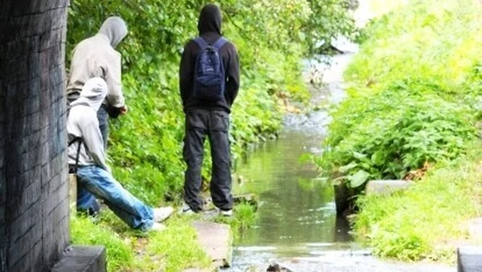 Bije cię, to mu oddaj