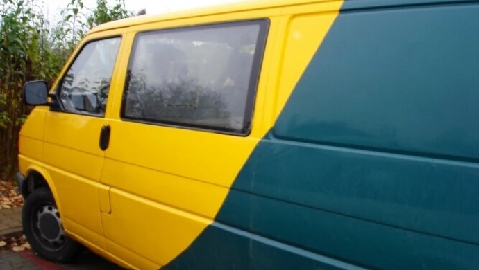 Policja: Busem jechało sześć osób za dużo