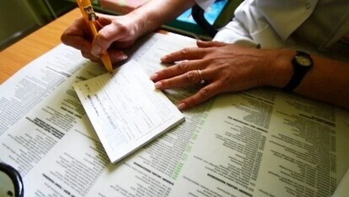 Przedszkolaki w kolejce po zaświadczenia