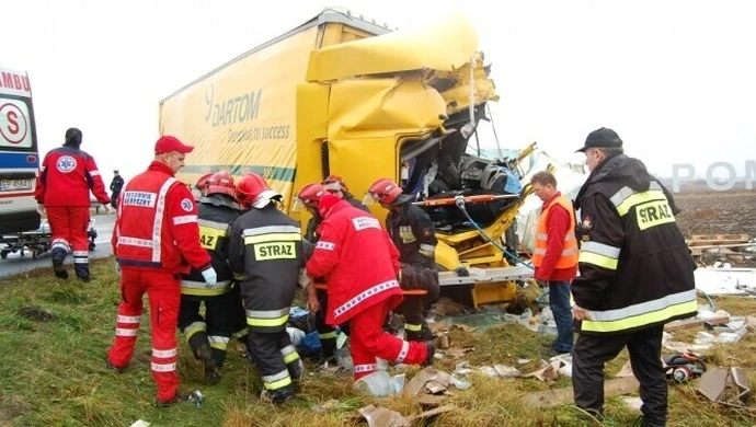 Tragiczny wypadek TIR-ów w okolicach Meszcz