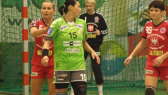 Znów wyjazdowy remis i znów niewykorzystany karny w końcówce