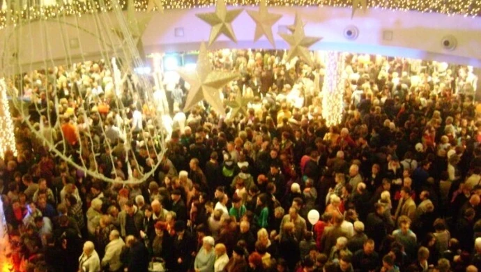 Tysiące ludzi na pierwszych urodzinach Focus Mall