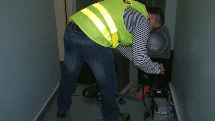 Region: Rozbity złodziejski kwintet samochodowy