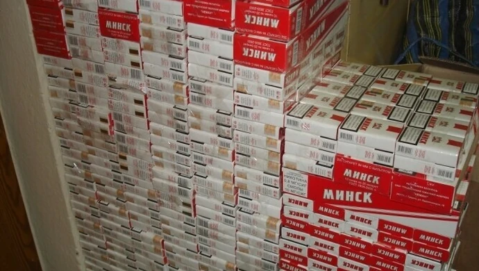 Policjanci znaleźli 9 tys. paczek "lewych" papierosów 