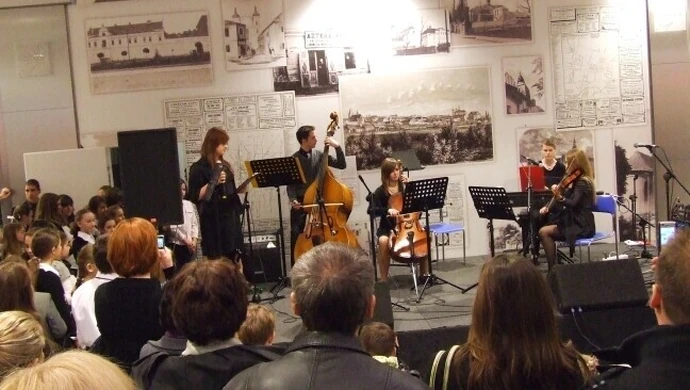 Szkoła muzyczna kolędowała w Focusie