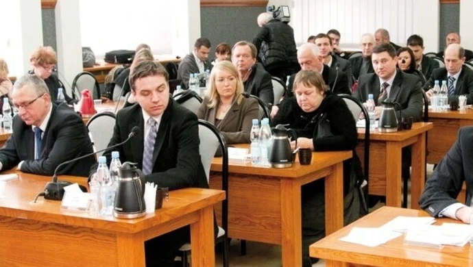 Piotrków potrzebuje (5) lekarza(y)