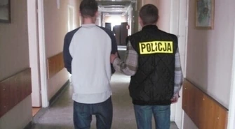 Sulejowska: Z nożem na ekspedientkę