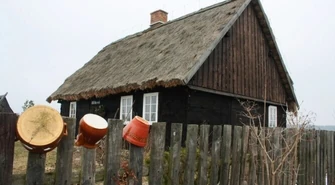 Region: Przyszłość z gliny i słomy