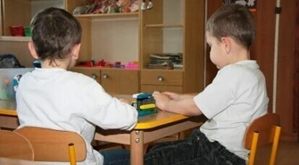 Sześciolatek w przedszkolu czy w szkole?