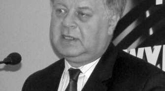 Zostały puste miejsca &#8211; rozmowa z A. Ostrowskim