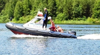 Policja rozpoczyna służbę nad Zalewem Sulejowskim