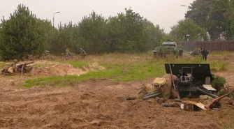 Tomaszów: &#8222;Wojna&#8221; w Skansenie Rzeki Pilicy