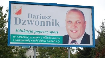 Piotrków: Krzyk Dzwonnika poprzez billboardy