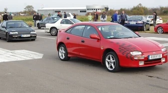 Piotrków. Zlot miłośników Mazdy