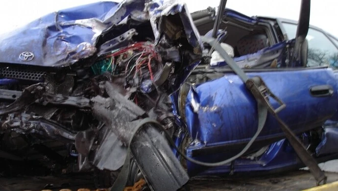 Piotrków: 76-letni kierowca nie żyje