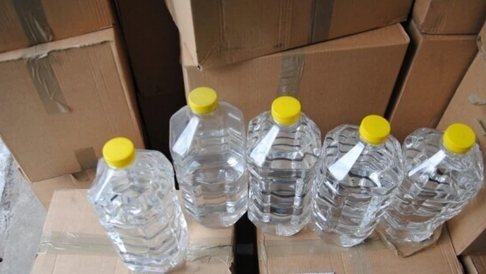 Policja zabezpieczyła spirytus za 100 tysięcy