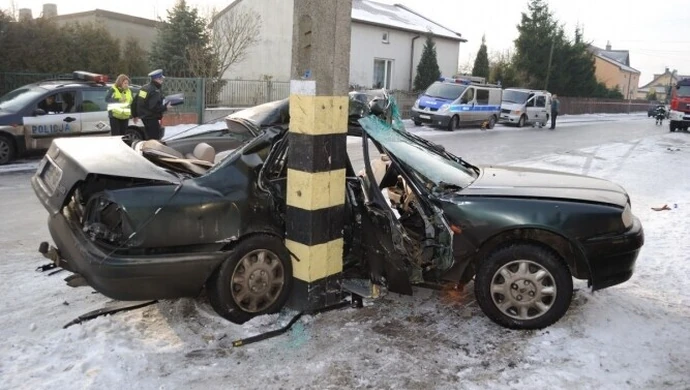 Zelów: 18-latek zginął w tragicznym wypadku