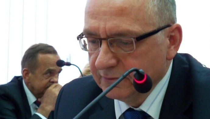 Piotrków: Nielegalny przewodniczący RM?