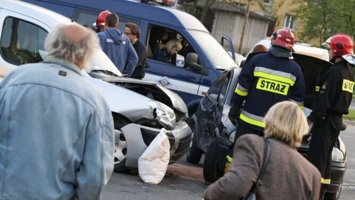 Piotrków: Kraksa przy Cepelii