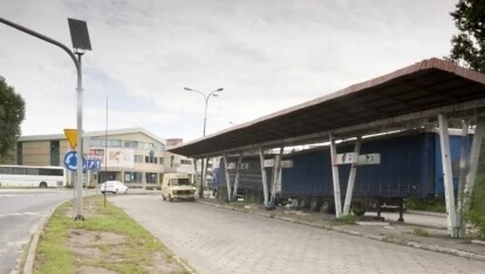 Resztki stacji znikną, jeśli przebudują rondo