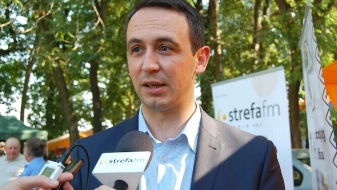 Wiejski chlebek i tradycyjny żur piotrkowski…