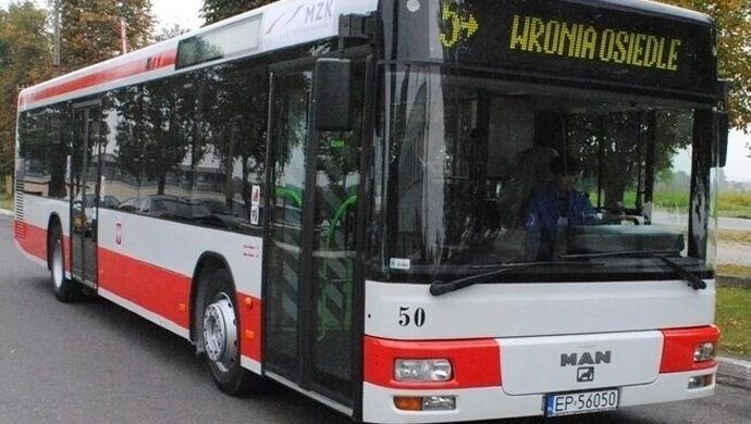 Dwie nowe emzetki na piotrkowskich drogach