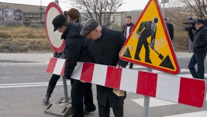 Piotrków: Dmowskiego już przejezdna