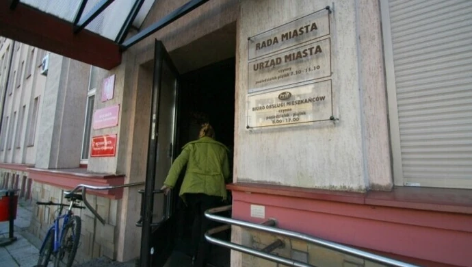 Piotrków: Będą zwalniać w szkołach?