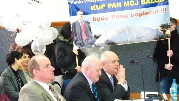 „Kup pan mój balon, będę pana popierał”