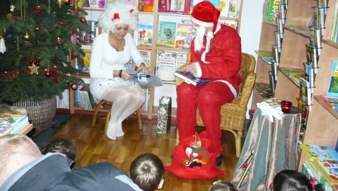 Młodzież Ekonomika czytała dzieciom…