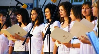 Koncert kolęd i pastorałek w wykonaniu chóru II LO