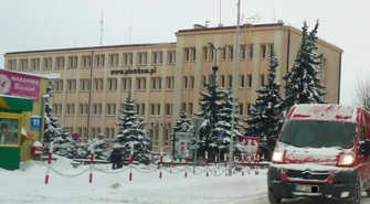 Administracja w Polsce rośnie, w Piotrkowie spada