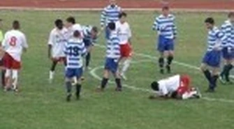 Remisowe derby. Szanse na utrzymanie maleją