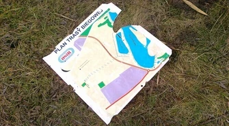 Ze ścieżki biegowej niewiele już zostało