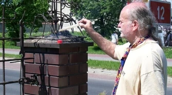 "To żywa sztuka - wszystko może się zdarzyć"