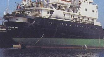 &#8222;Piotrków Trybunalski&#8221; na  morzach i oceanach