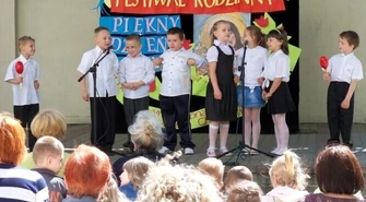 &#8222;Piękny Dzień Mamy&#8221; - zaśpiewali swoim matkom