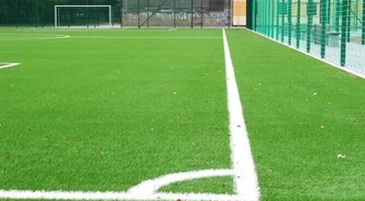 Przy Broniewskiego nadal czekają na Orlika