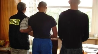 Kradli olej napędowy z maszyn budowlanych