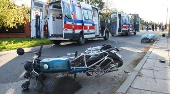 Wypadek na Zawodziu - dwie osoby w szpitalu