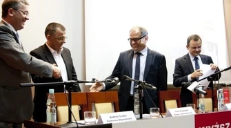 O służbie zdrowia, finansach i... - zobacz debatę