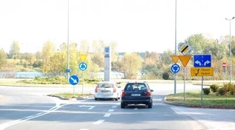 Rondo Bugaj - nowe oznakowania na drodze