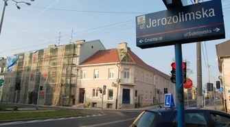 Remontują kamienicę przy Wojska Polskiego