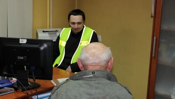 Bestialsko znęcał się nad psem - został zatrzymany